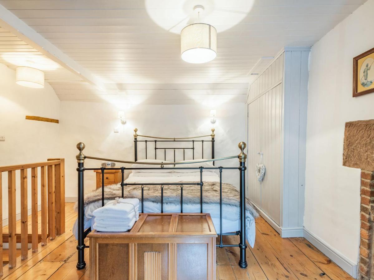Calamine Cottage Кромфорд Экстерьер фото